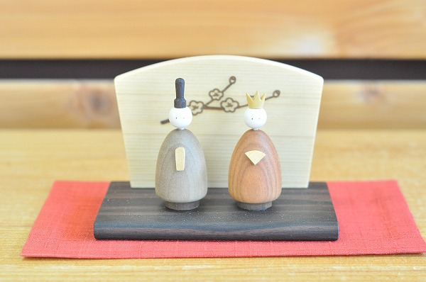 木工房ねこの手　木製立ち雛