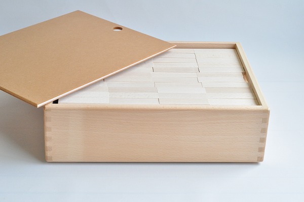 白木の積木　レンガ積木セット