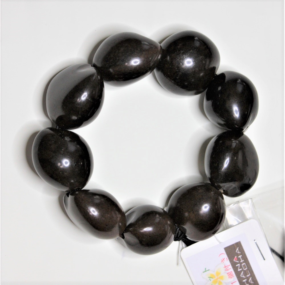 ククイ　茶色　リストレット