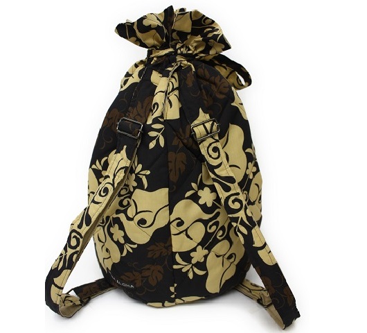 黒地にベージュの総柄。リュックタイプのイプケ－ス