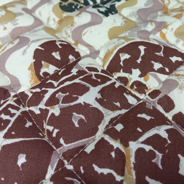 Pale(パレ)-06 set-0170-b クリ－ムイエロ－地にチェスナッツブラウンとボトルグリ－ンのホヌ柄