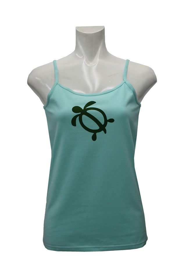 ミントグリ－ン地に、オリ－ブ色の海の神様　ホヌのワンポイント模様のキャミソ－ル