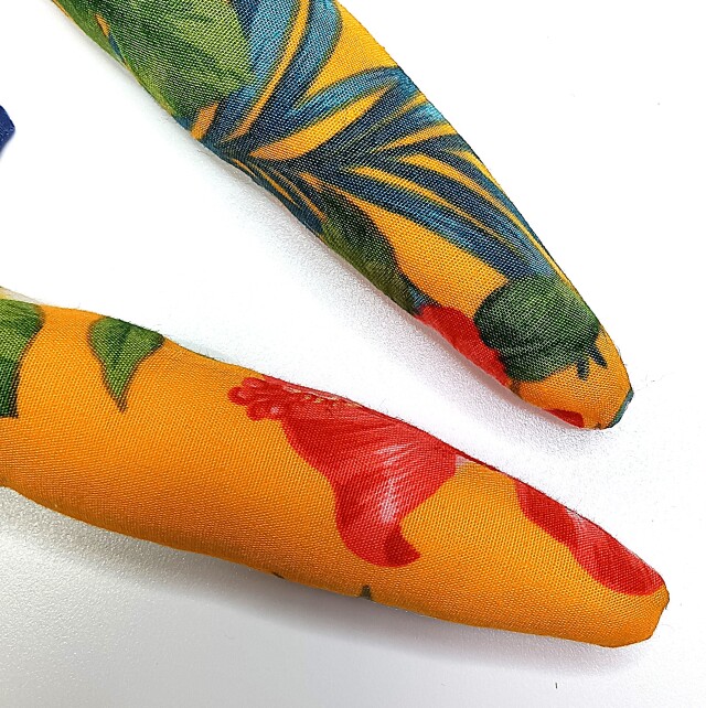 set-179プイリキーパー 山吹色地に赤いハイビスカス模様　