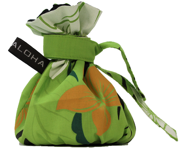 set-059　黄緑地に、白とパンプキカラ－のプルメリア模様。裏地の黒とのコントラストがすばらしい使いやすいイリイリケ－ス