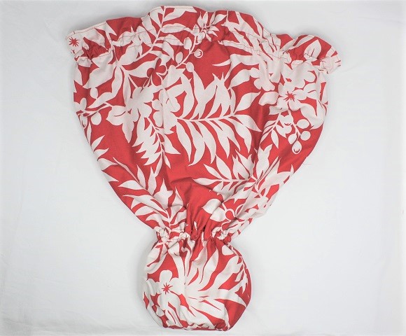 set-119  赤地に白い花と葉模様が明るい感じの、一体型のウリウリケ－ス