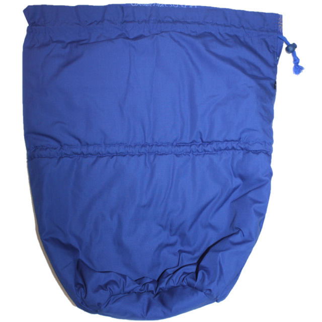 set-148 ロイヤルブル－にゴールド、白、ウェツジウッドブル－のキルト柄のイプケ－ス。