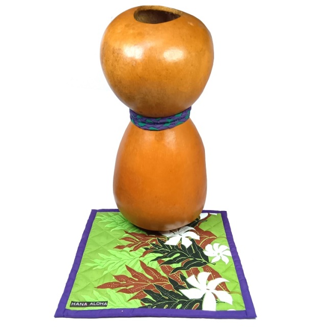 《 額ぶち手まつりタイプ 》白いティアレがかわいいイプヘケマットPale