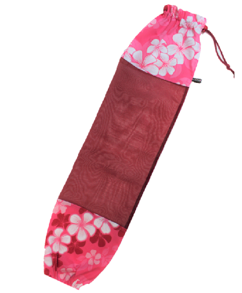 ピンク地に白、えんじ、サーモンピンクの花柄。オ－ガンディ－使用のパウケ－ス