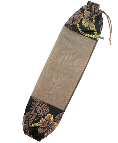 黒地に、ゴールドの柄が映える。オ－ガンディ－使用のパウケ－ス