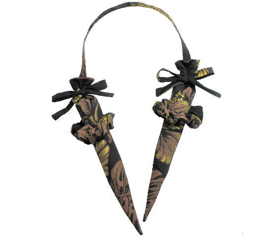 黒地に茶×ゴールドのハイビスカスとモンステラ柄のプイリキーパー