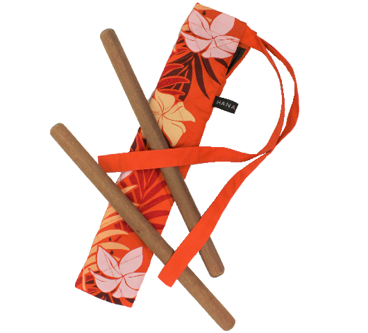 オレンジ地に、白、クリ－ム色のプルメリア模様と茶、赤の葉模様がおしゃれな、カラアウケース。