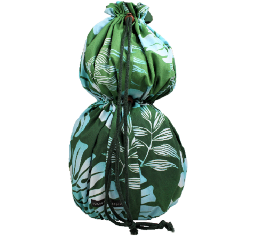 緑地に水色の濃淡模様。イプケ－ス