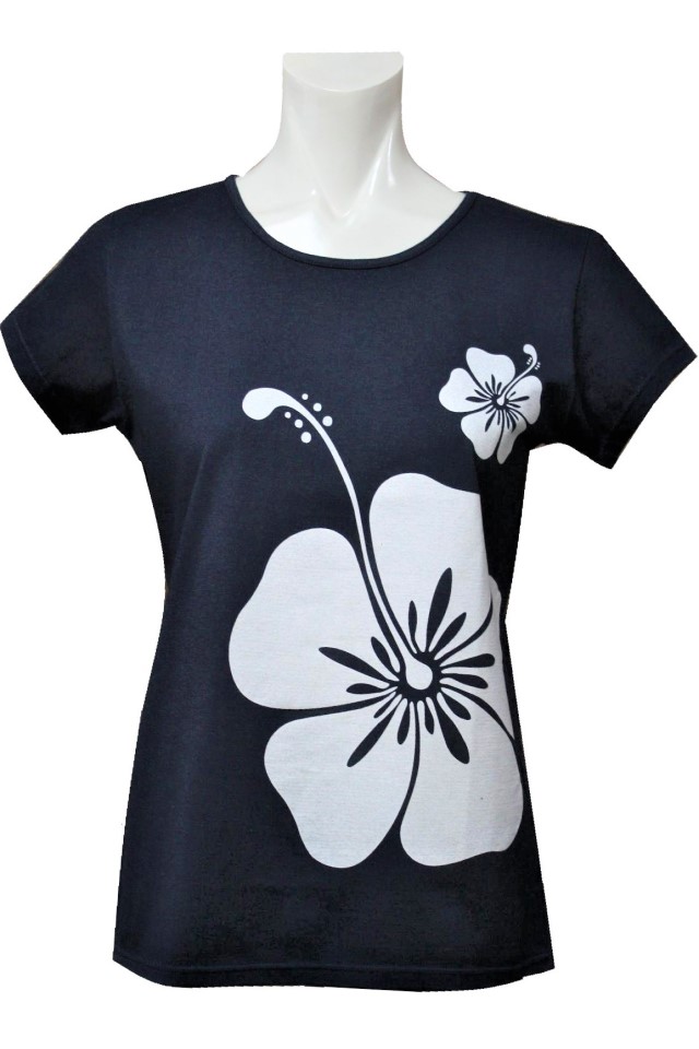 、紺地に白の清楚なハイビスカス模様。