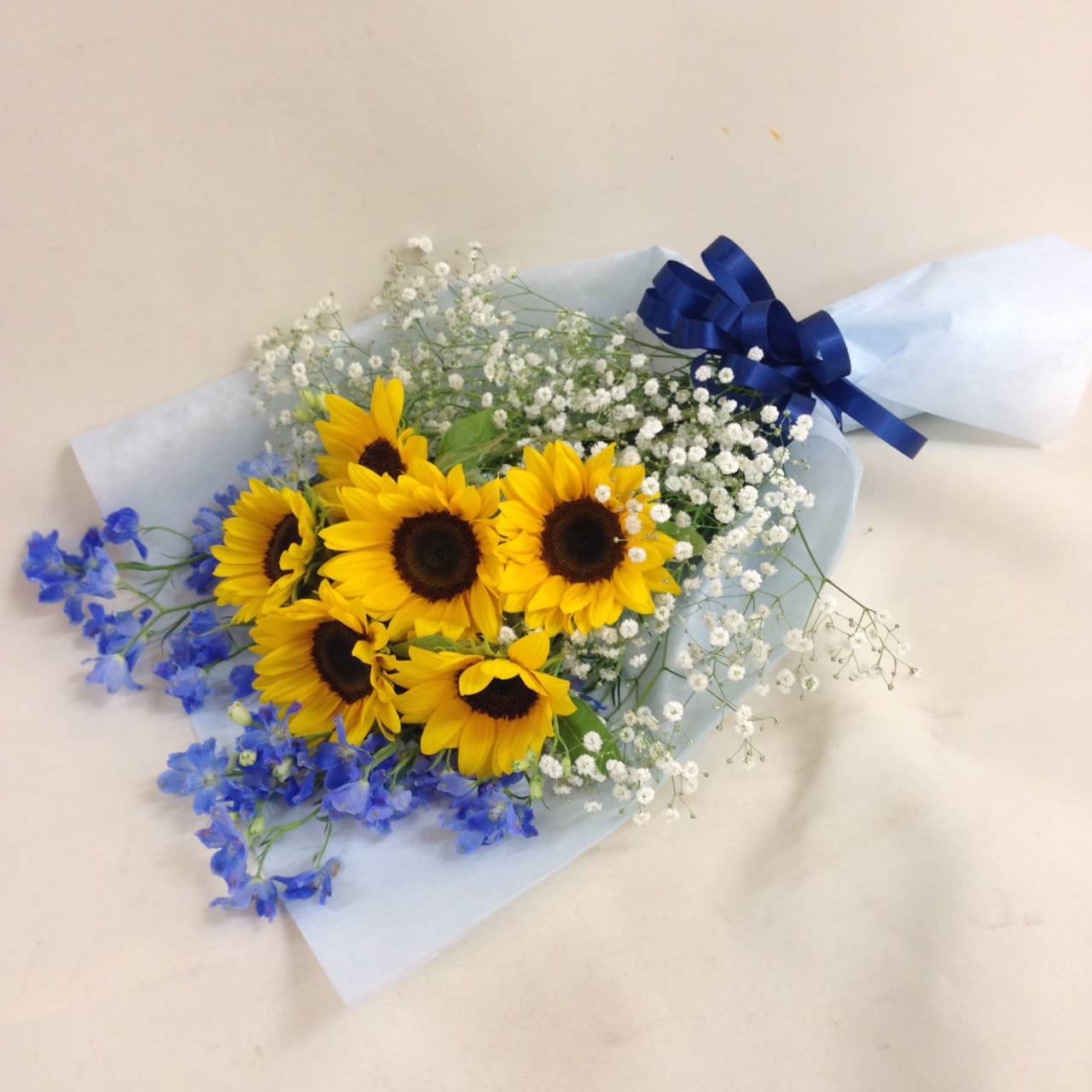 【父の日】ひまわり花束 【6月21日お届け★本州限定（中国地方を除く）】
