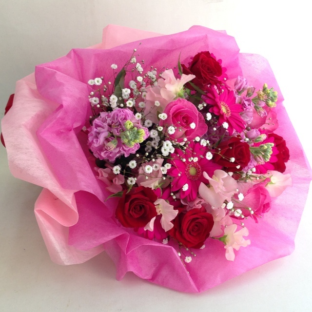 【ホワイトデー】ゴージャスラッピングブーケ ラブハート【翌日以降★本州限定（中国地方を除く）】