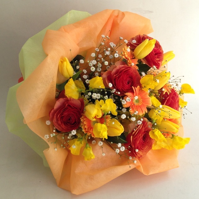 【ホワイトデー】ゴージャスラッピングブーケ シャイニースマイル【翌日以降★本州限定（中国地方を除く）】　