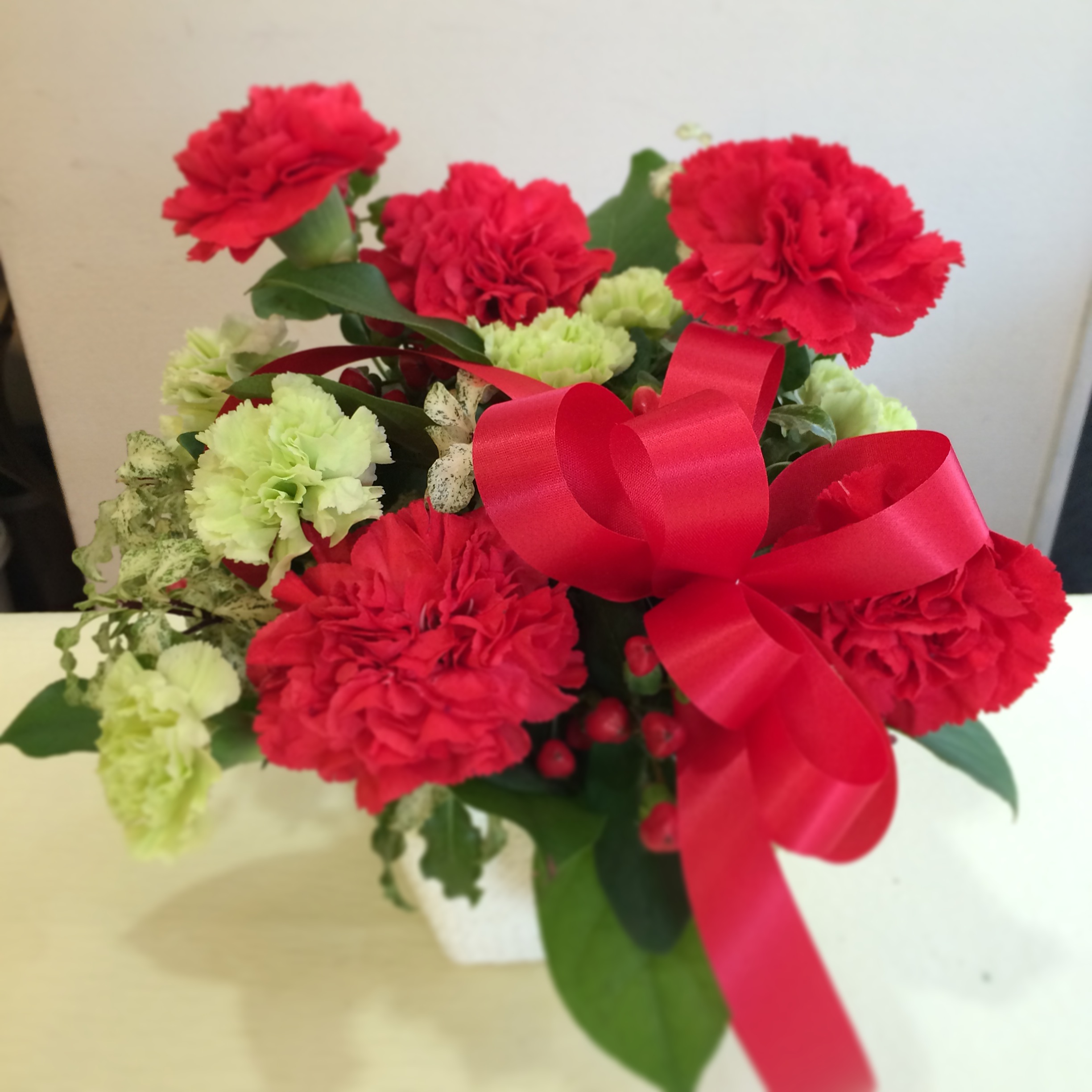 アレンジメント　カーネーション　レッド　[A-4000-2]