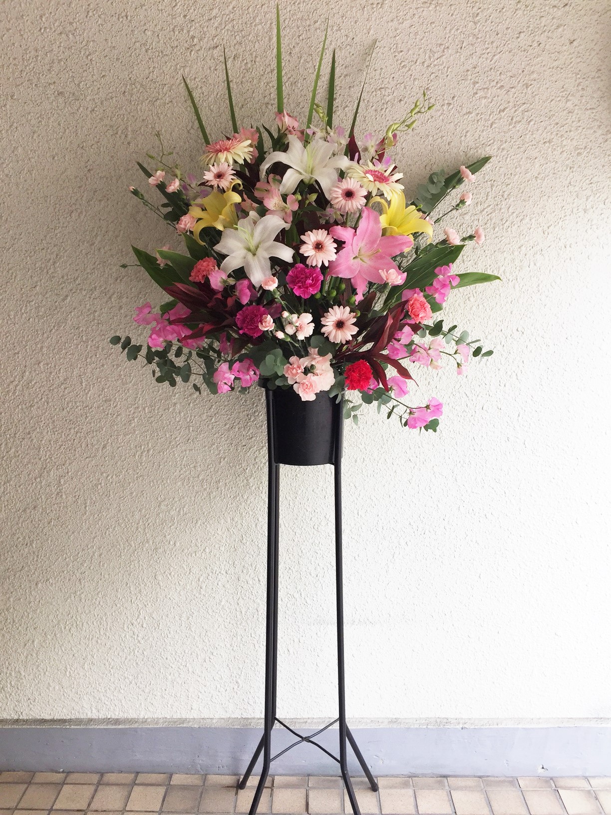 スタンド花　おまかせ　[Ｓ-15000-1]