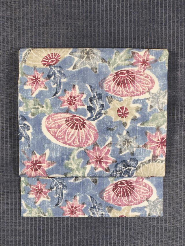 菊に楓文様 ろうけつ染め 名古屋帯　