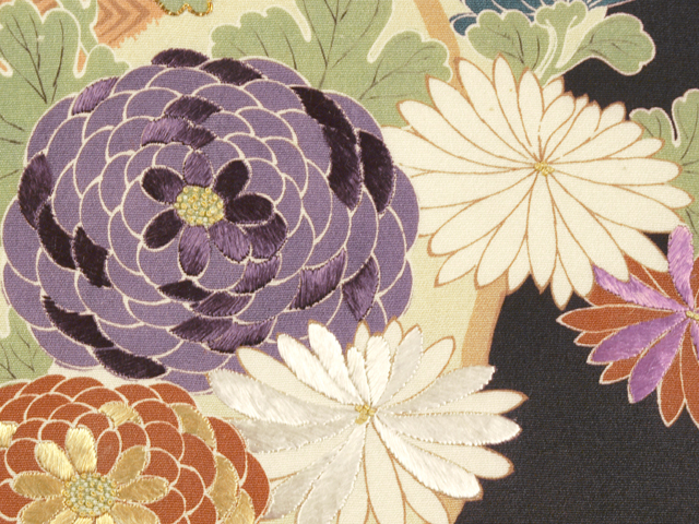 帯のアトリエ花邑 hanamura 銀座「雪輪に菊と草花文様 型染めに