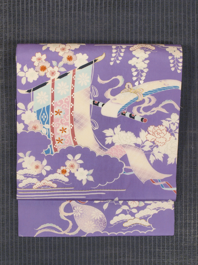 御所解きに草花文様 型染めと手刺繍 名古屋帯