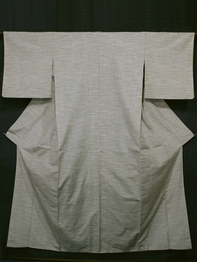 白磁色地 掠れ縞に幾何学文様 紬 袷