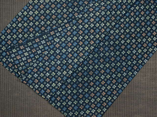 単衣 お召 抽象織模様 卯の花色 K-3682 単衣 お召 抽象織模様 卯の花色 K-3682 着物 きもの kimono 和服