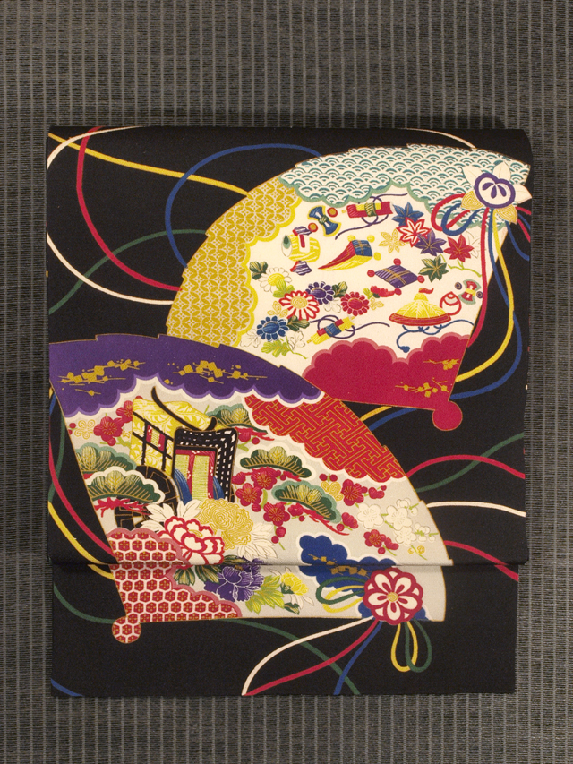 帯のアトリエ花邑 hanamura 銀座店 「檜扇に草花と吉祥文様 型染め  