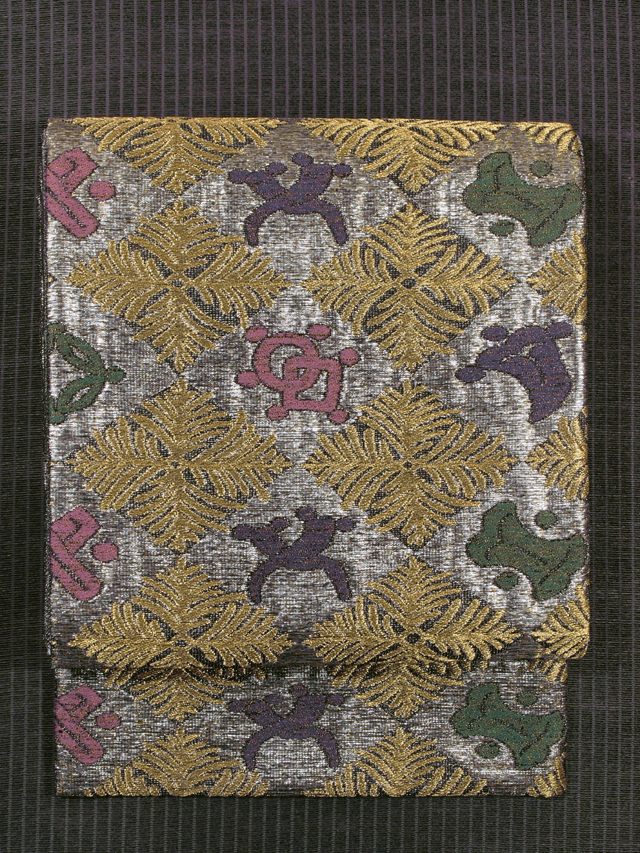 誉田屋源兵衛（こんだやげんべえ）製 松菱に宝尽くし文様 袋帯