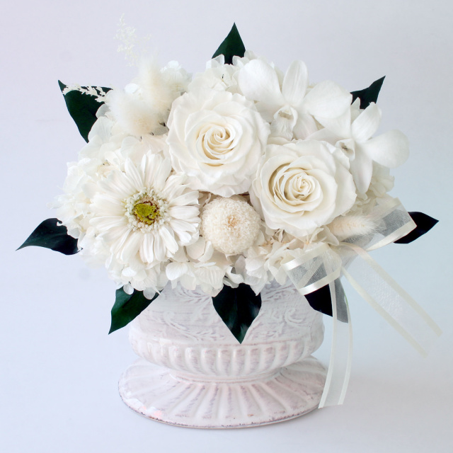 ほのか（白L）/お悔み・お供え/プリザーブドフラワー【送料無料】