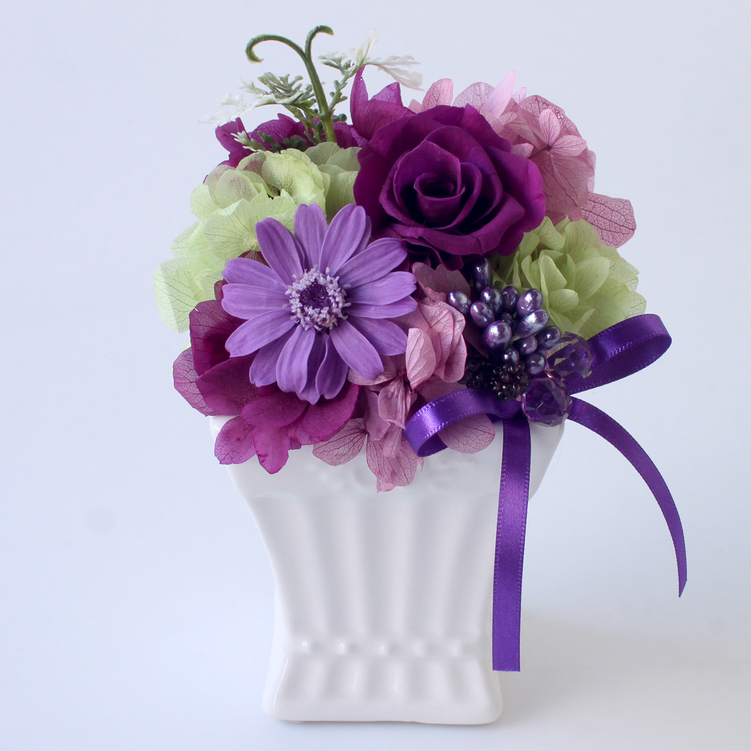 プリザーブドフラワーギフトの通販専門花屋｜花RiRo（ハナリロ）