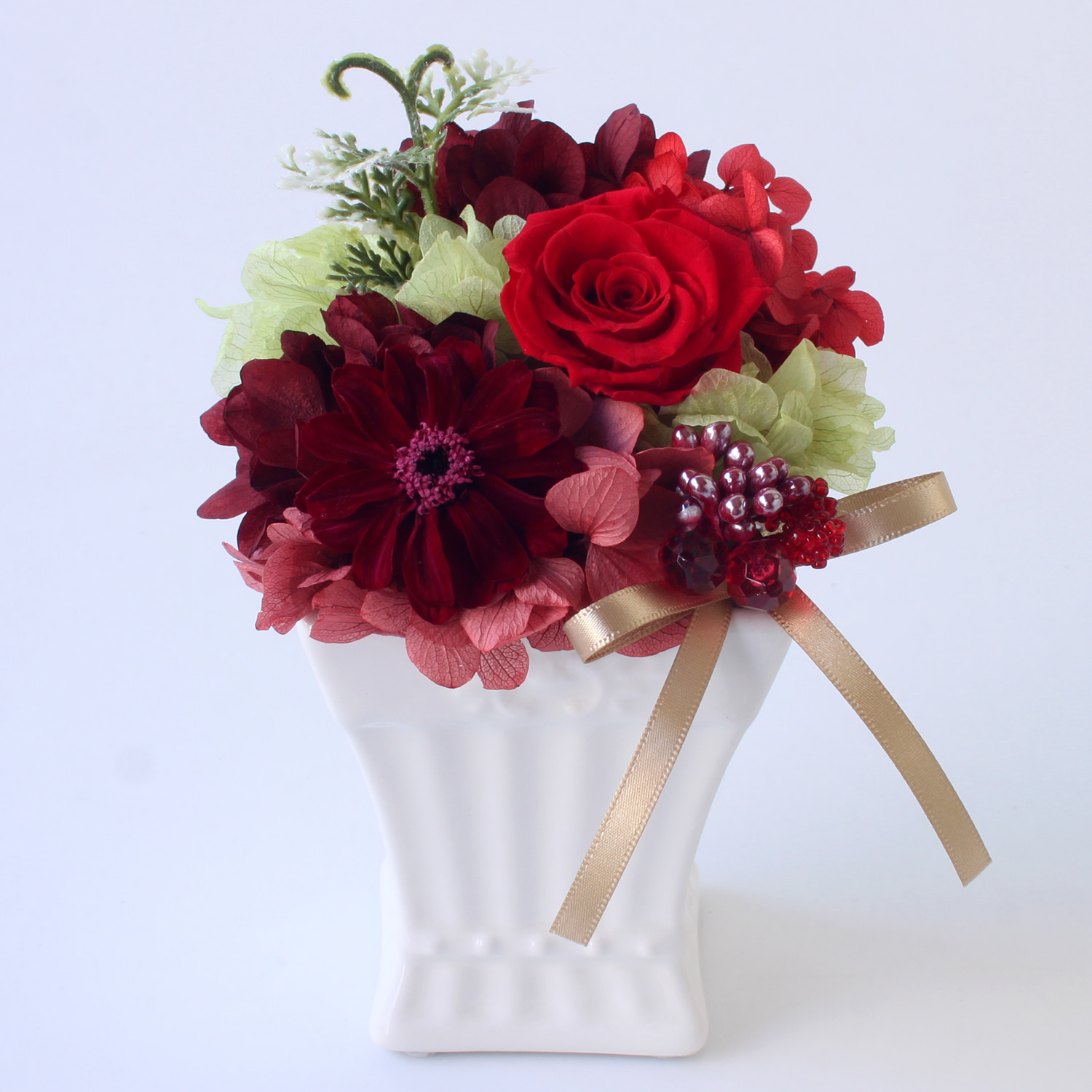 プリザーブドフラワーギフトの通販専門花屋｜花RiRo（ハナリロ）