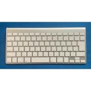 新品 Apple Bluetooth ワイヤレスキーボード A1255
