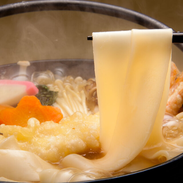花山うどん調理イメージ_きしめん02