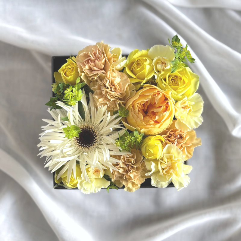 母の日のお花 【ボックスフラワーアレンジメント mother yellow】 岐阜