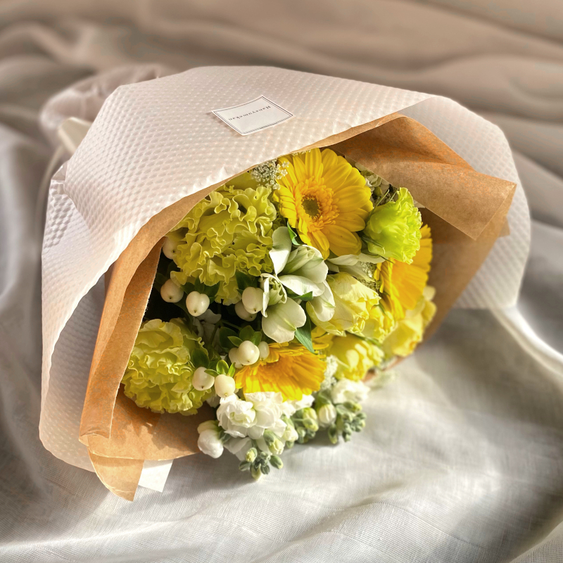 大切な方のペットが亡くなった時に【ペットのお悔やみ・お供え花束