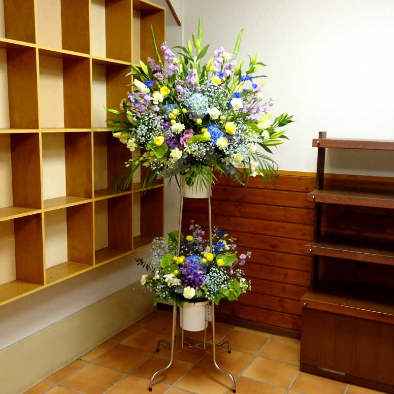 スタンド花｜お祝い花 【スタンド花二段(ブルー・グリーン系)】 岐阜の