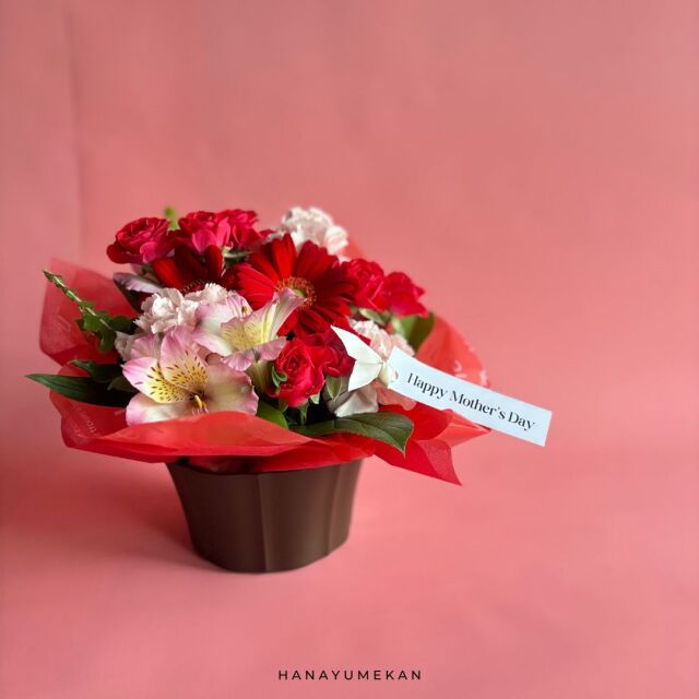 母の日おまかせフラワーアレンジメント　レッド＆ピンク　【母の日予約商品】