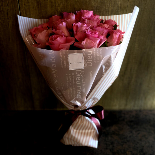 プロポーズの花束 【21本のバラの花束－あなただけに尽くします－pink