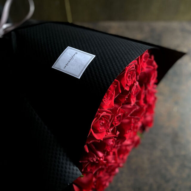 プロポーズの花束 【33本のバラの花束－生まれ変わっても愛する－red