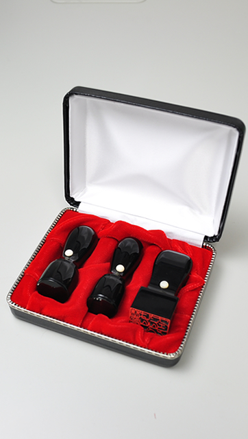 会社設立応援3点セット【C】-1 黒水牛（極上芯持）（角印24.0mm）