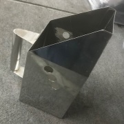 スコップ角