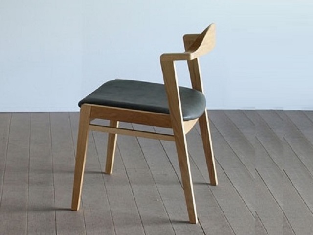 プレーンセミアームチェア SIKI FURNITURE シキファニチア