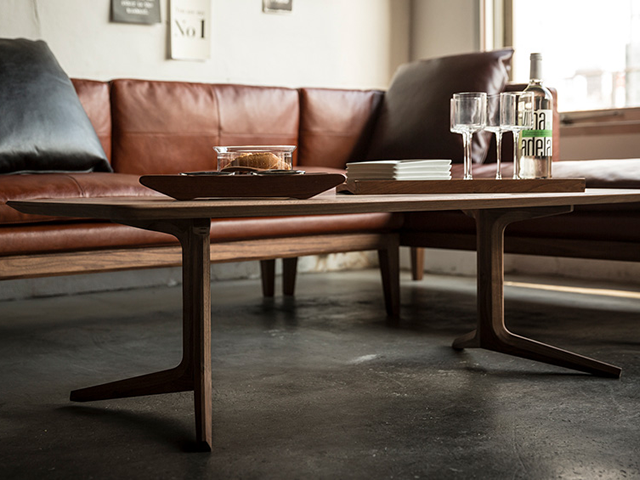 PERCHE リビングテーブル 無垢材 ペルシェ 冨士ファニチア／田中智也 モダン