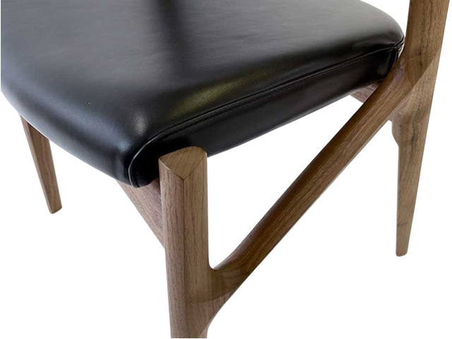 Owl アームチェア アウル 冨士ファニチア／椅子 鈴木一司 モダン