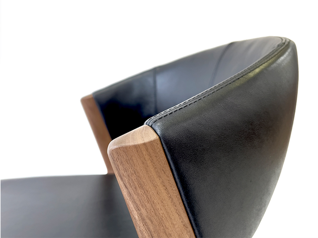 Owl アームレスチェア アウル 冨士ファニチア／椅子 鈴木一司 モダン