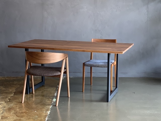 DT03ダイニングテーブル/25mm天板節有り HTD FURNITURE 無垢 スチール