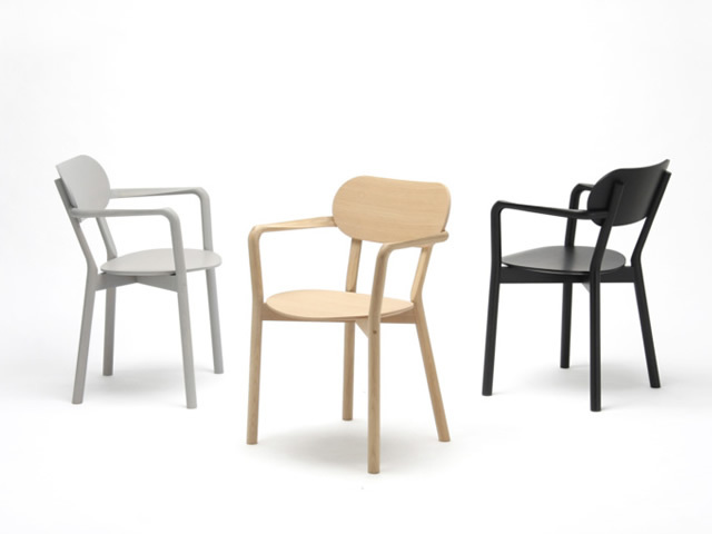 CASTOR ARMCHAIR PLUS キャストールアームチェアプラス KARIMOKU NEW STANDARD カリモクニュースタンダード／椅子