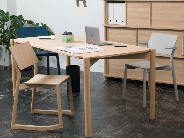 PANORAMA CHAIR with RUNNERS パノラマチェア ウィズランナーズ