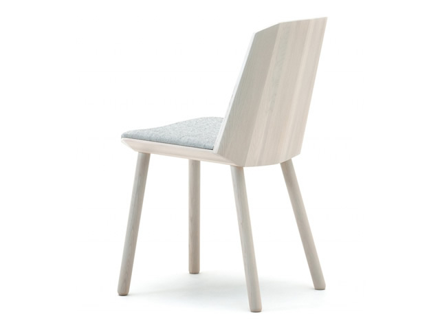 COLOUR WOOD SIDECHAIR カラーウッドサイドチェア KARIMOKU NEW STANDARD カリモクニュースタンダード／椅子